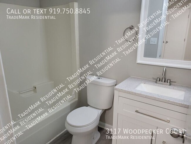 Building Photo - 3117 Woodpecker Ct