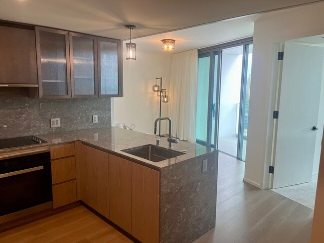 Building Photo - Luxury 1 Bedroom at Ko'ula With Ocean Views & Parking