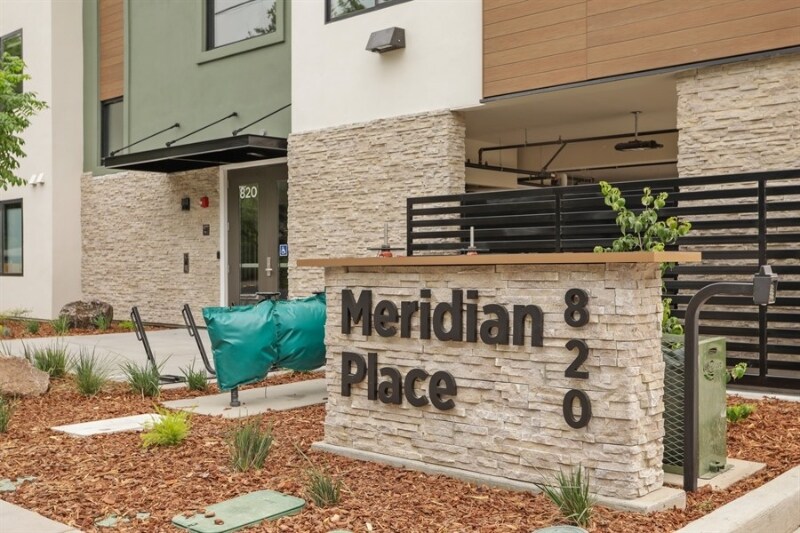 Building Photo - 820 B St