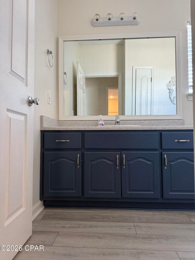 Building Photo - 7908 Sunset Ave