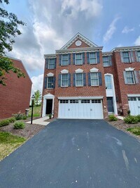 Building Photo - 307 Marshall Heights Dr
