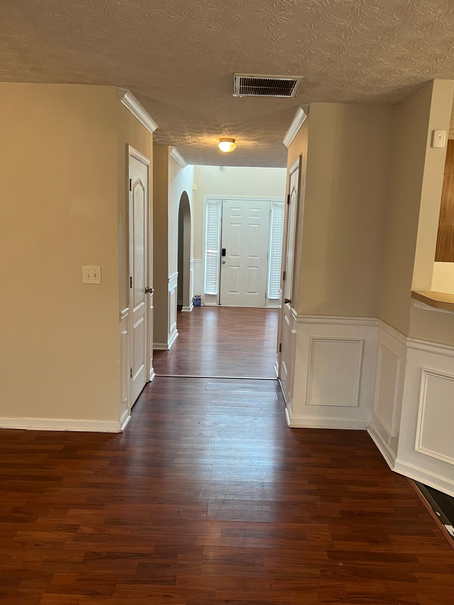 Building Photo - 827 Hannah Ct