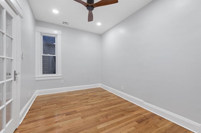 Building Photo - 133 Sherman Pl