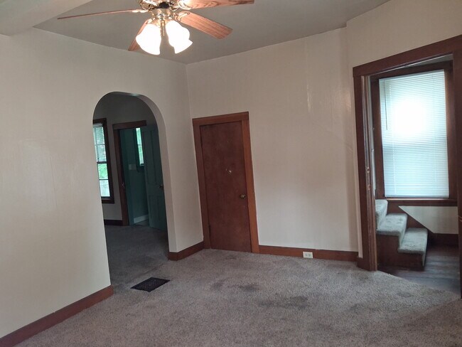 Building Photo - 205 E Phoenix Ave