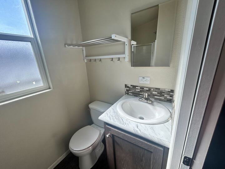 Building Photo - 530 S Alma School Rd