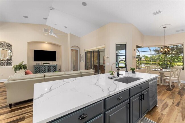 Building Photo - 14261 Sundial Pl