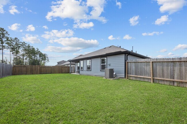 Building Photo - 30290 Kingston Heath Dr