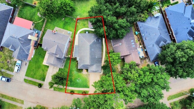 Building Photo - 5039 E Pagewick Dr