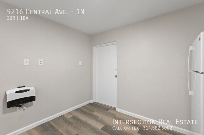 Building Photo - 9216 Central Ave