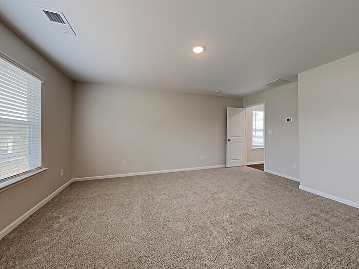 Building Photo - 439 Hager Lake Rd