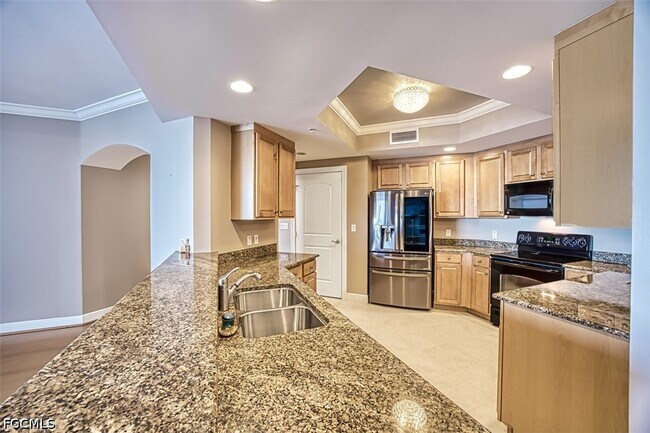 Building Photo - 2090 W First St