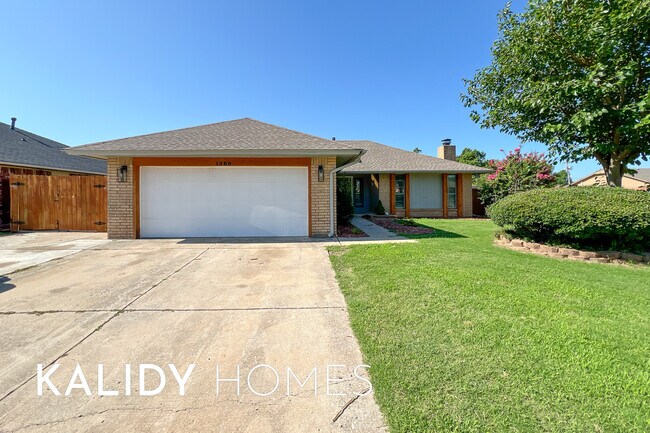 Primary Photo - 1360 NW 7th Pl