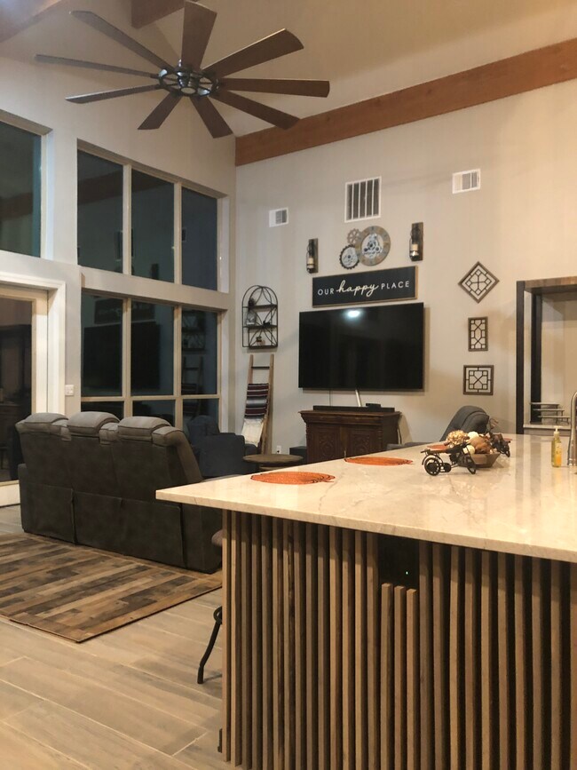 Building Photo - 3345 Tanglewood Trail