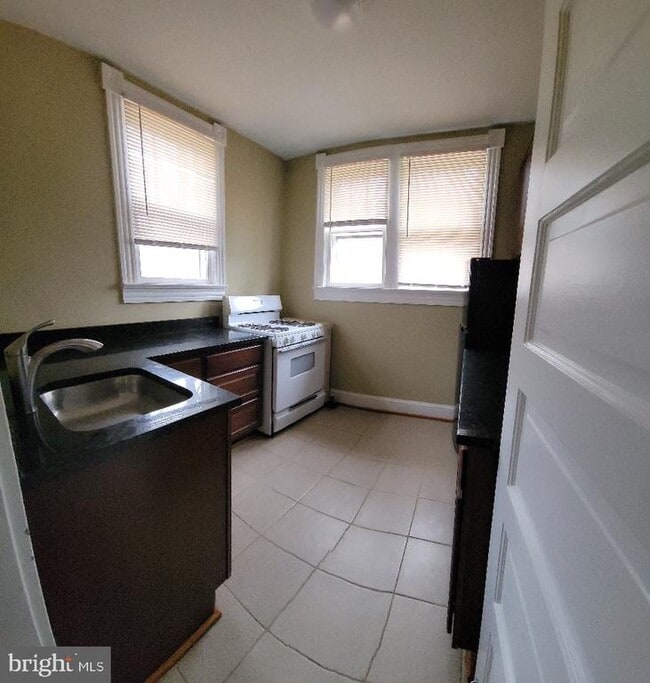 Building Photo - 1107 Prince Edward St