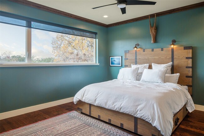 Building Photo - 4610 Steel St