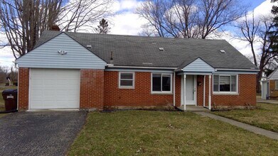 Building Photo - Get it before its gone!