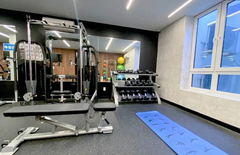 Building Photo - 290 Union Ave