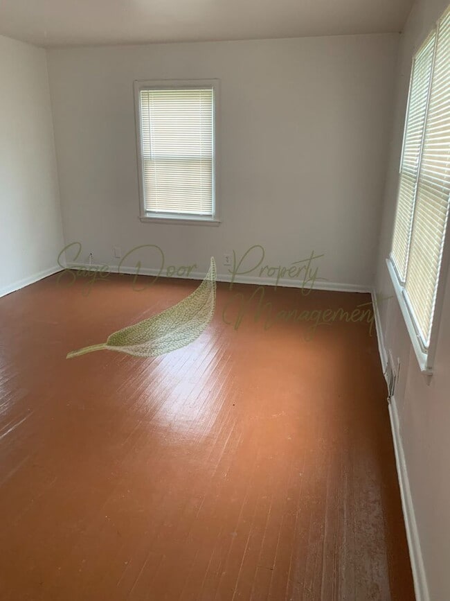 Building Photo - 2-STORY DUPLEX!!!