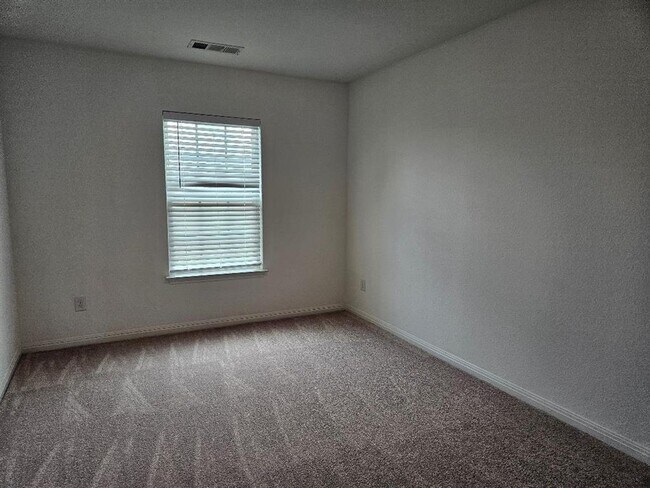 Building Photo - 18216 Speculator Ln
