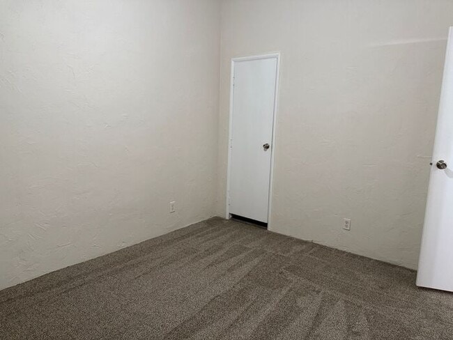 Building Photo - New Year Special! 50% Off First Month's Rent!