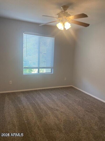 Building Photo - 35497 N Shorthorn Trail