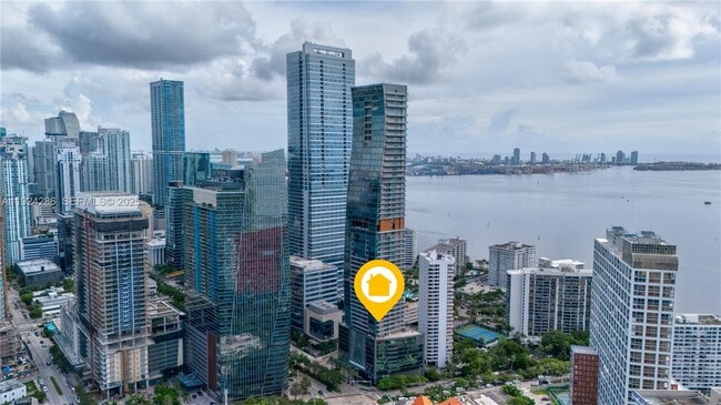 Building Photo - 1451 Brickell Ave