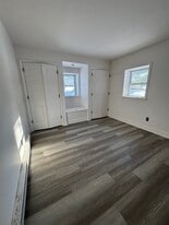 Building Photo - 5828 Township Line Rd