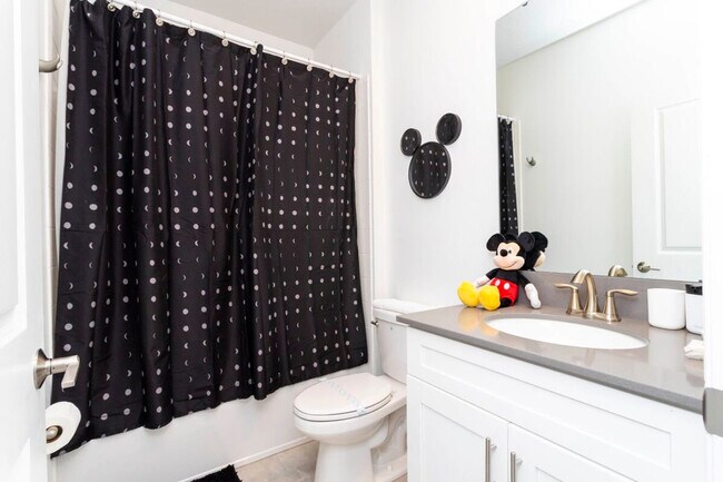 Building Photo - 4319 Scene Ln