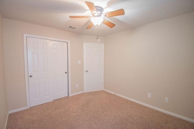 Building Photo - 312 Pheasant Ridge Dr