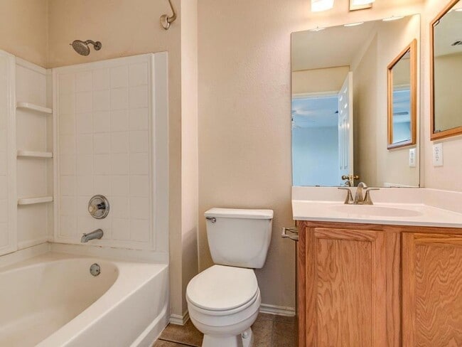 Building Photo - 6 Verde Ranch Loop