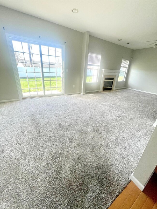 Building Photo - 764 Granite Dr