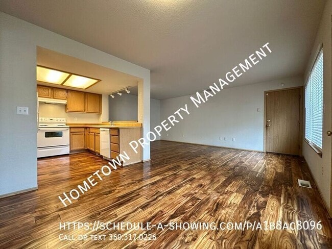 Building Photo - 4403 Chardonnay Dr SE