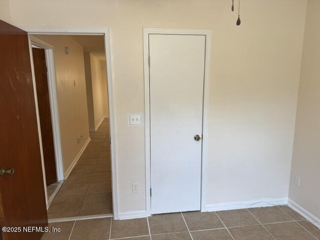 Building Photo - 3922 Ribault River Ln