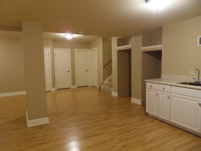 Building Photo - 1326 Walnut Ridge Dr
