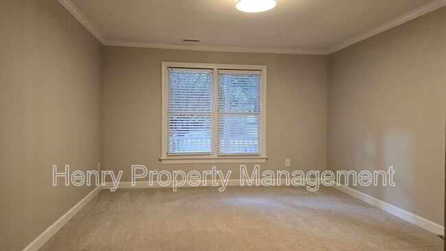 Building Photo - 131 Gold Meadow Dr
