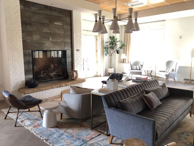 Building Photo - Two Bedroom Condo Available at The Peloton in Boulder