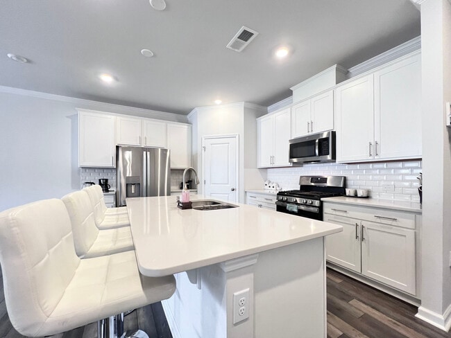 Building Photo - 2346 Chert Ln