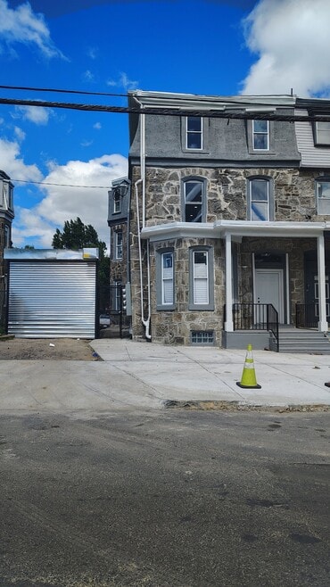 Building Photo - 3412 N 19th St