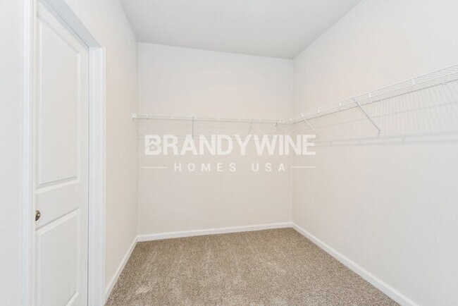 Building Photo - 662 Patmore Dr