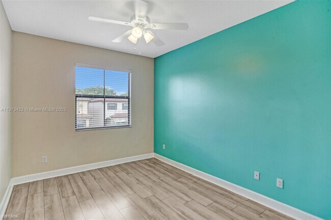 Building Photo - 4 br, 2.5 bath House - 4616 NW 59th St