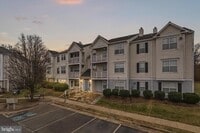 Building Photo - 8058 Lisle Dr