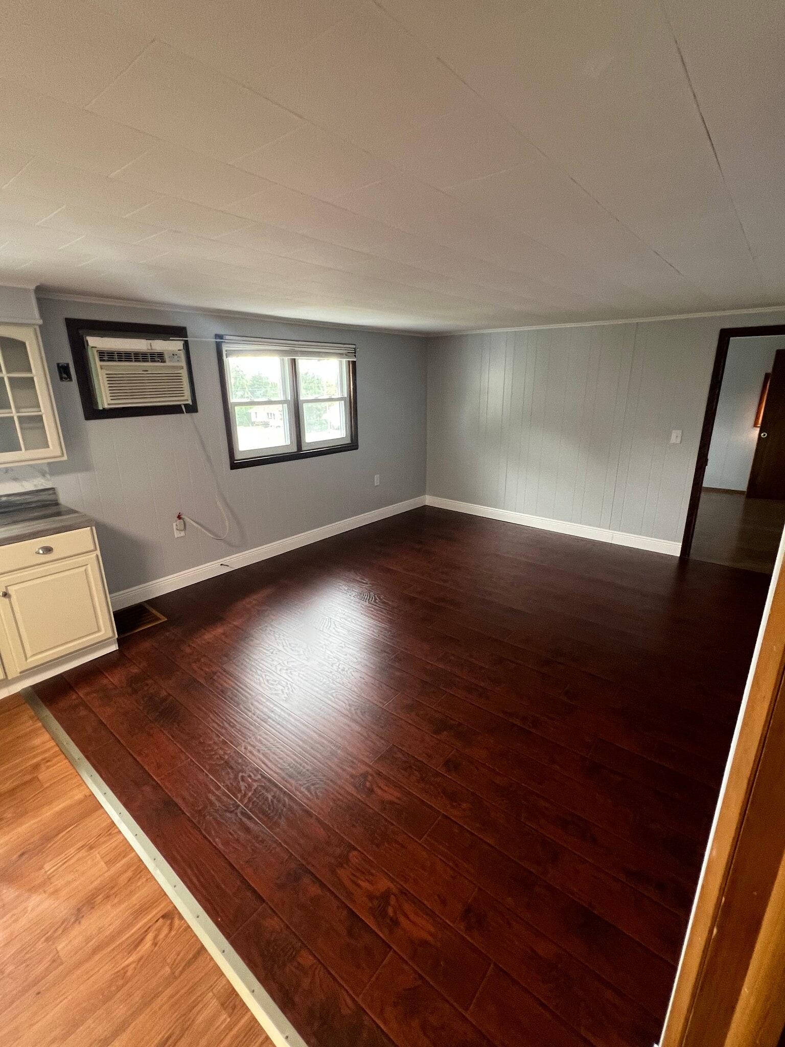 Building Photo - 5636 Trenton Rd