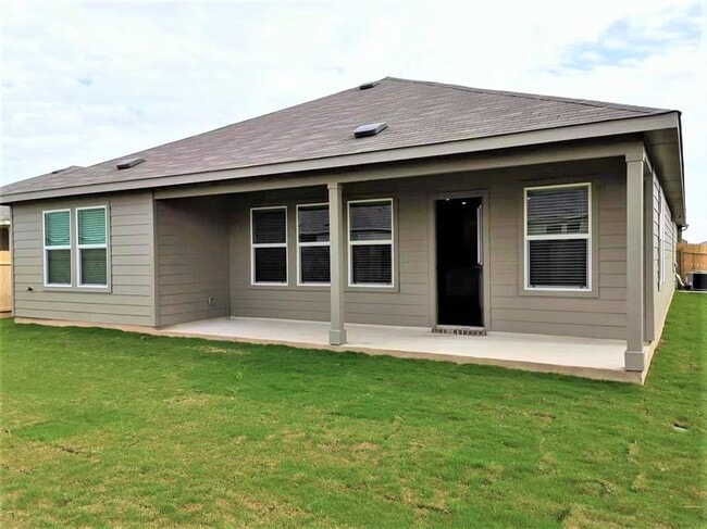 Building Photo - 105 Bear Oak St