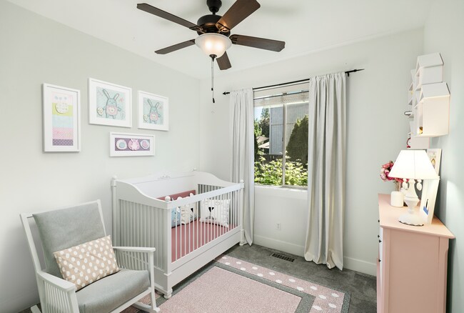 Building Photo - GORGEOUS 4 Bed, 3 Bath Home Available for Rent!