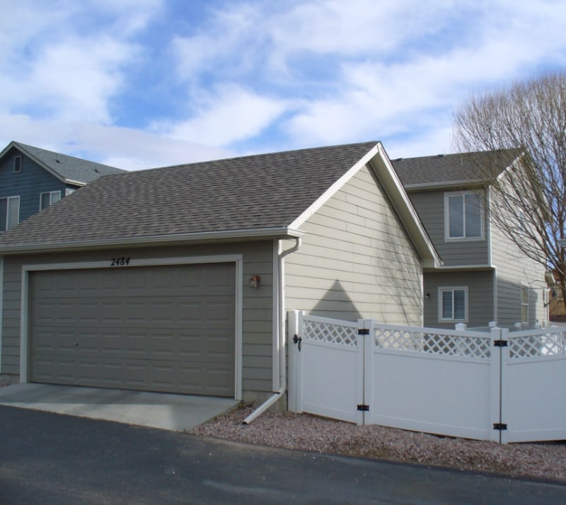 Building Photo - 2484 St Paul Dr