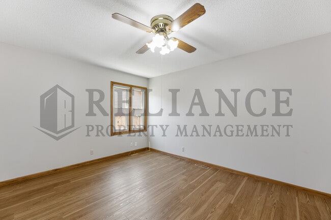 Building Photo - 10527 W Texas St