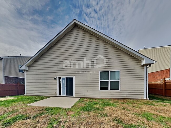 Building Photo - 207 S Dunnwood Ln