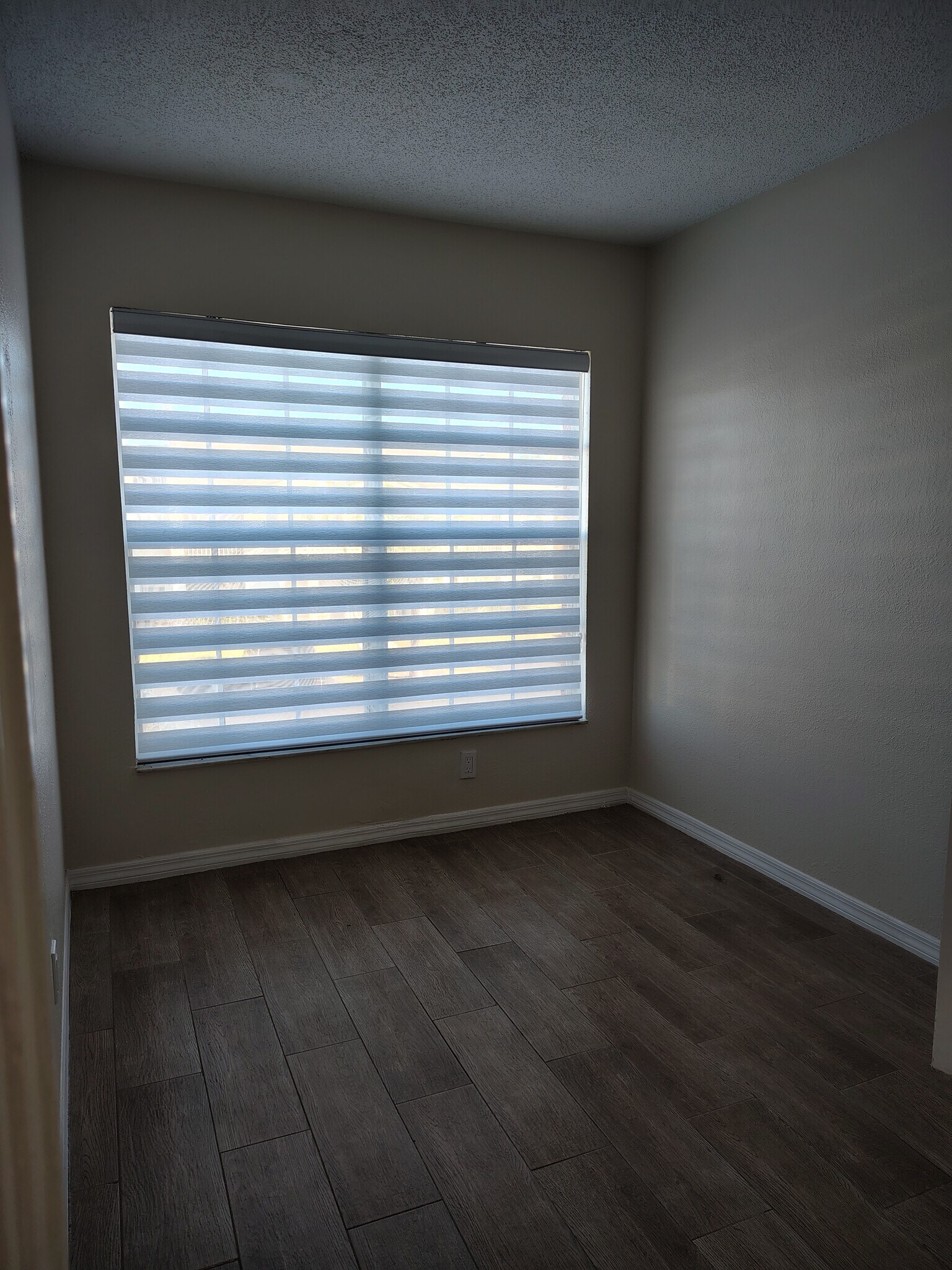 Building Photo - 194 Santa Clara Dr