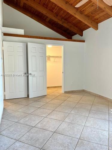 Building Photo - 15807 SW 90th Ct