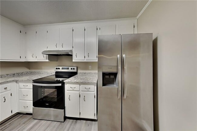 Building Photo - 3023 Timberline Rd